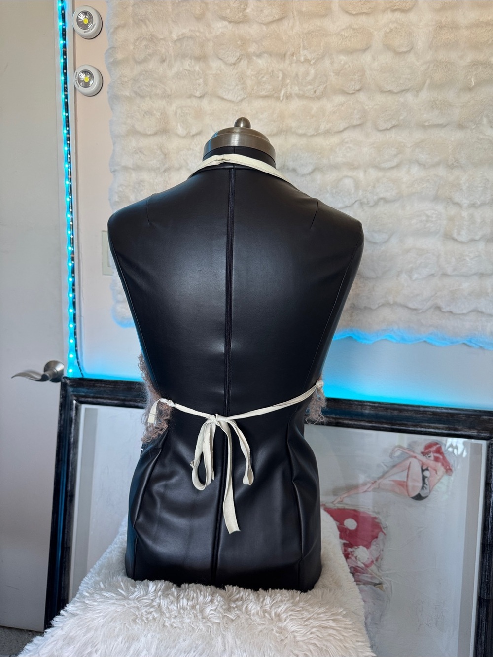HANDCRAFTED Sheer Knit Scarf Top in Taupe by me - Picture 5 of 17